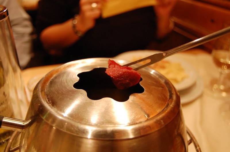 Livraison de Fondue Bourguignonne à domicile Nice, Cannes, Antibes, Villefranche, Monaco