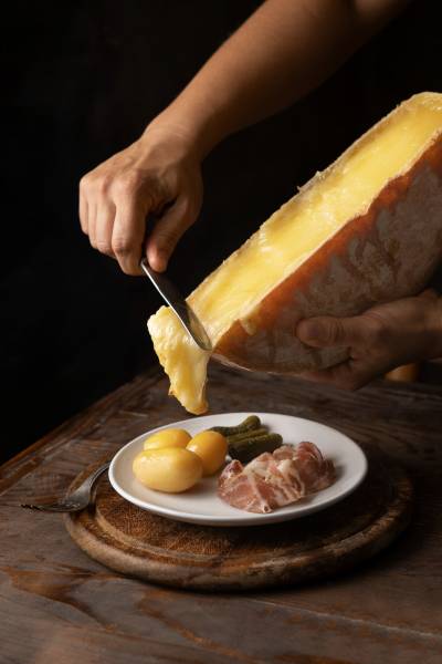 Raclette livraison à domicile Alpes-Maritimes et Monaco